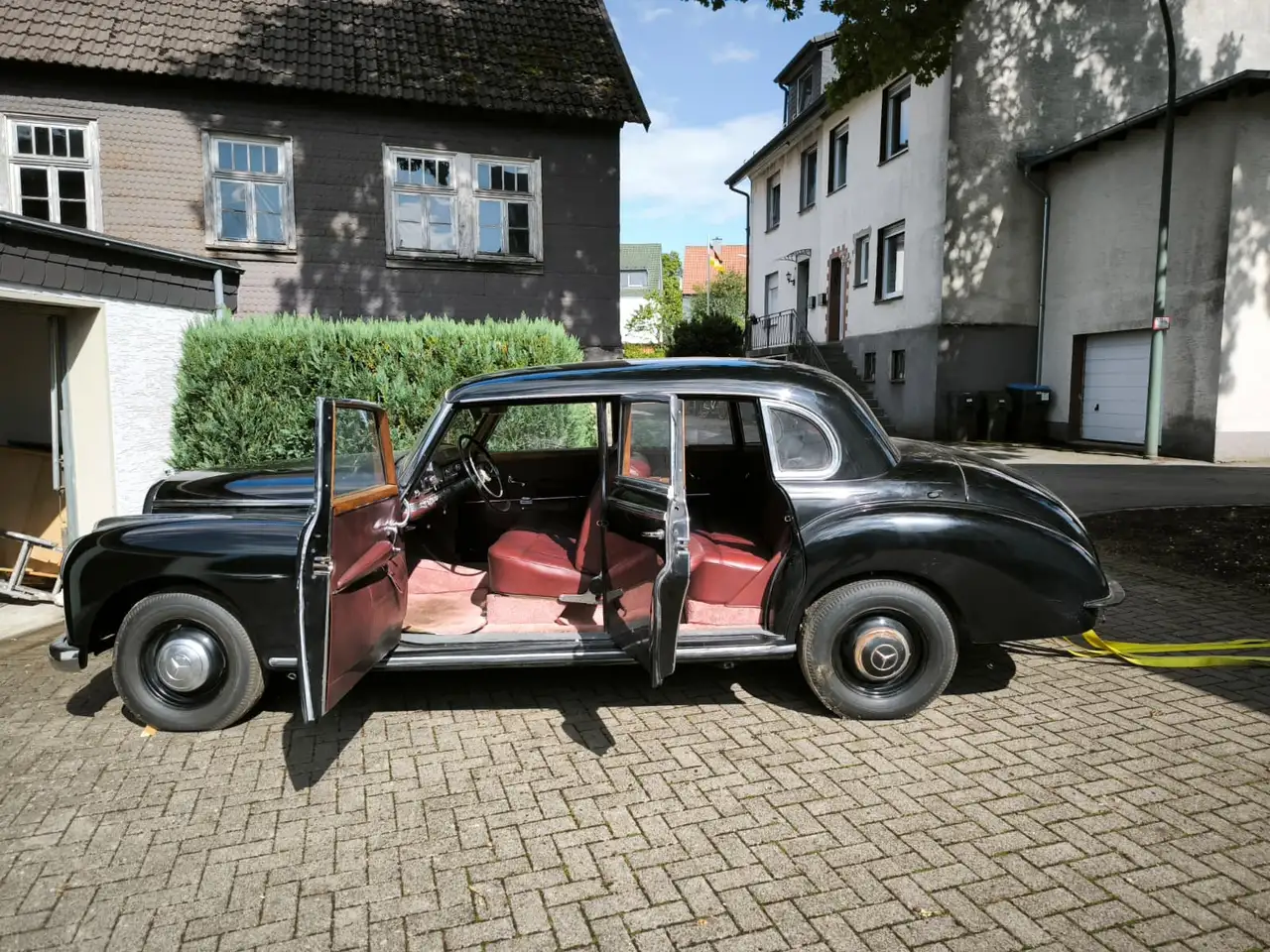 Mercedes-Benz 300, foto 2