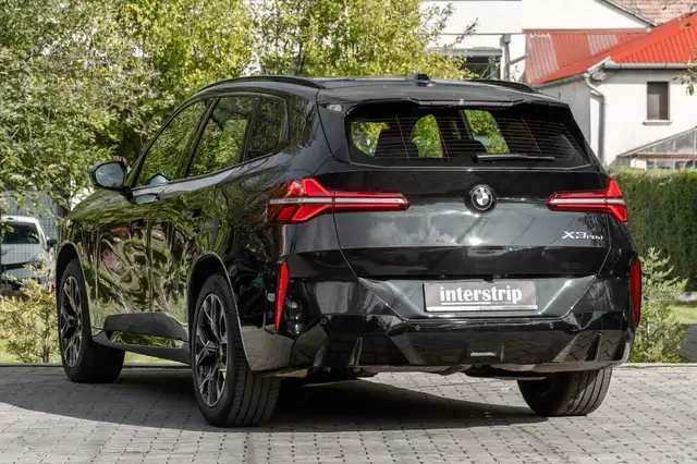 BMW X3 view 4