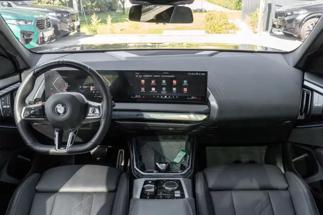 BMW X3 view 12