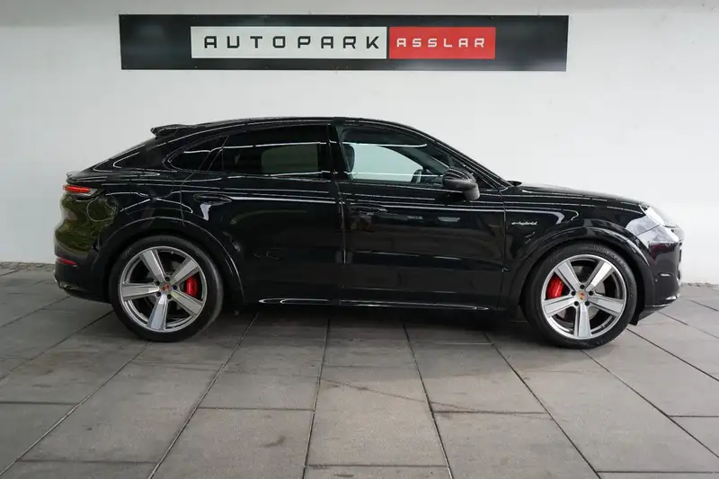 PORSCHE Cayenne Coupe