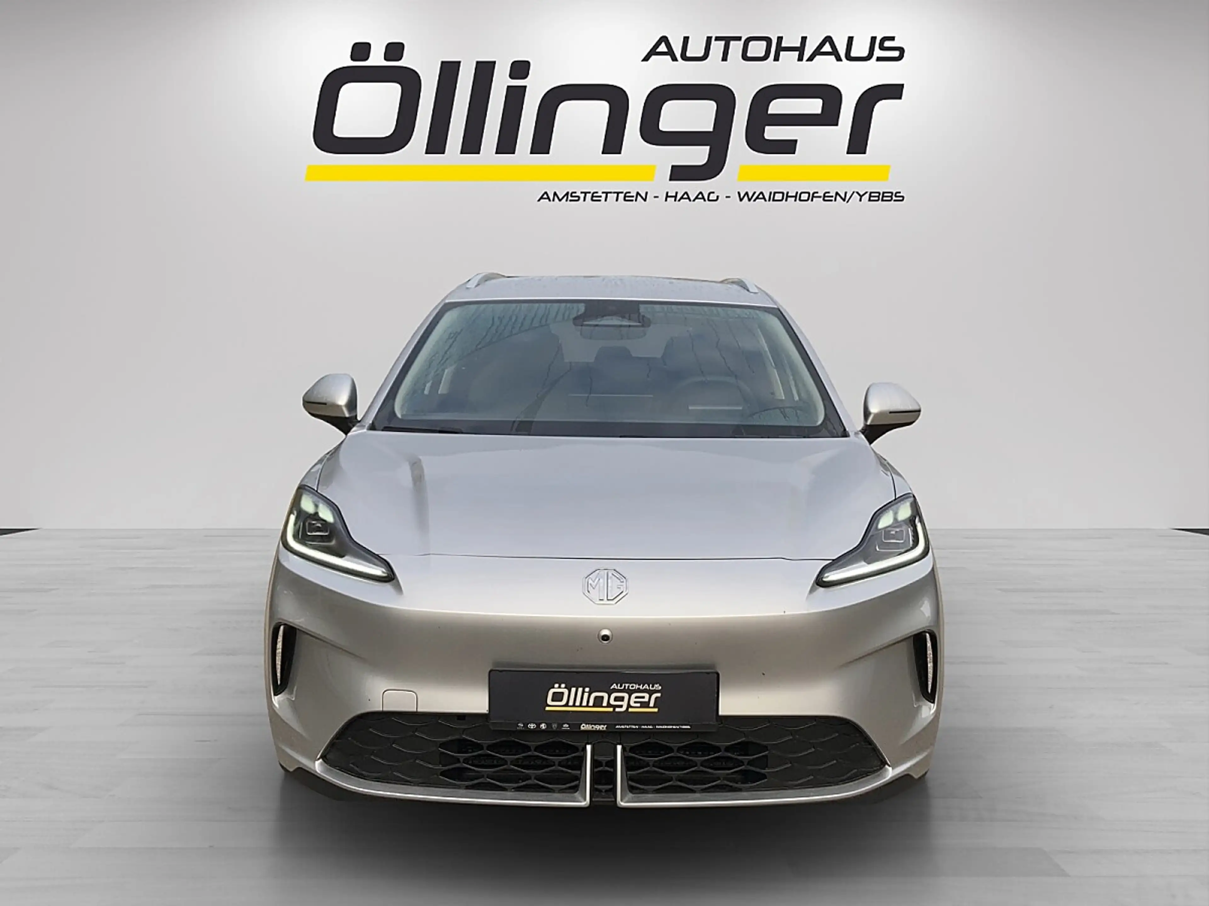 MG MG4 EV Urban 54 kWh Luxury + Metallic + Ö Paket! — photo 5