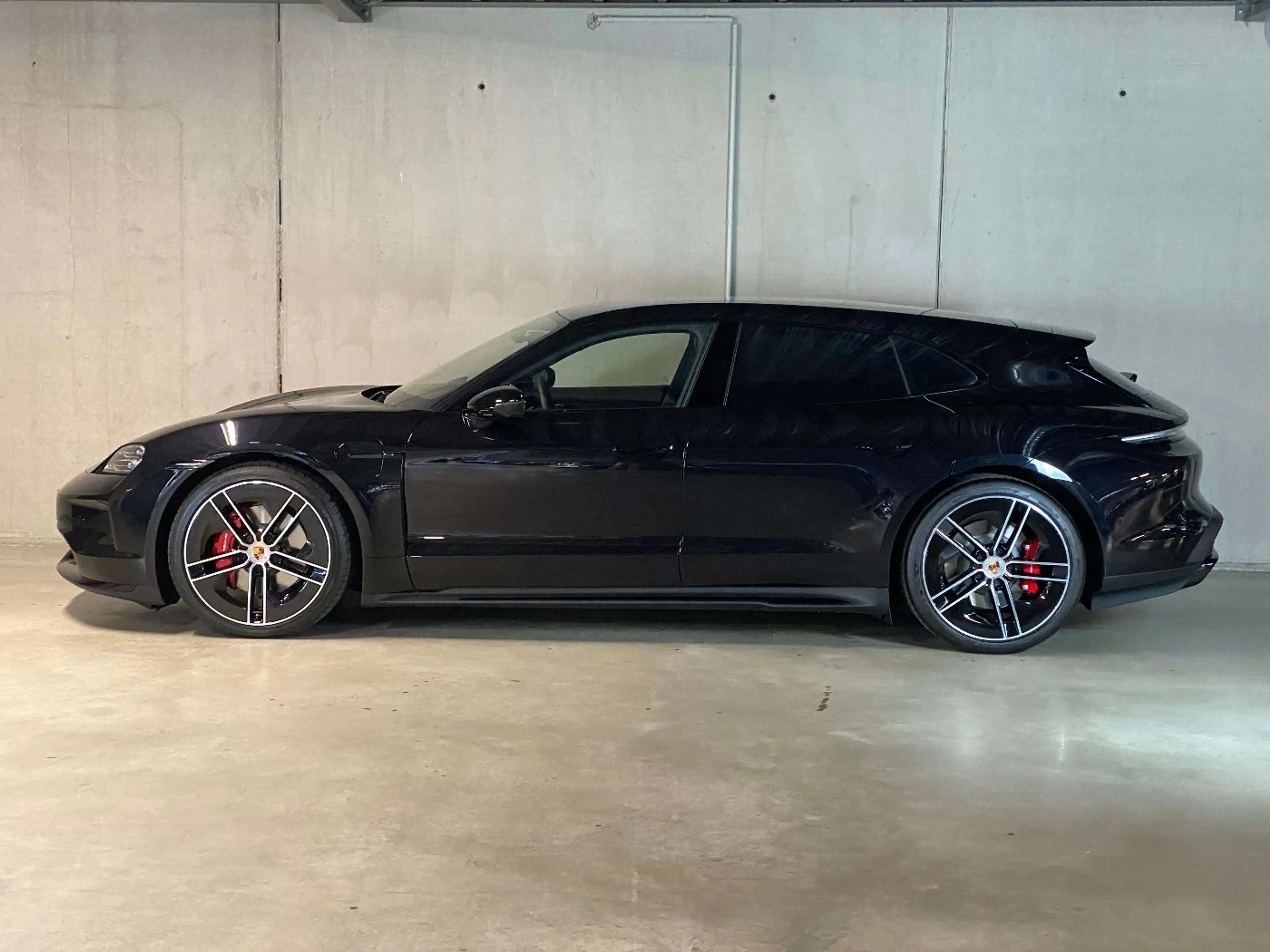 Porsche Taycan 4S Sport Turismo Black Edition | Panorama — photo 3