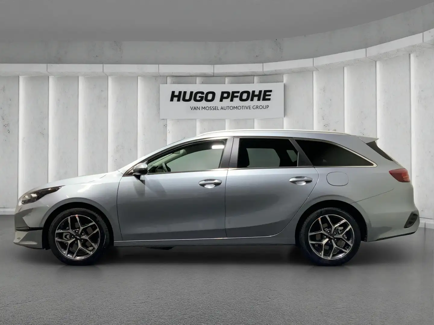 Kia Ceed / cee'd Ceed Ultimate Edition 1.0 T-GDI MHEV DCT Ultimate Plateado - 2