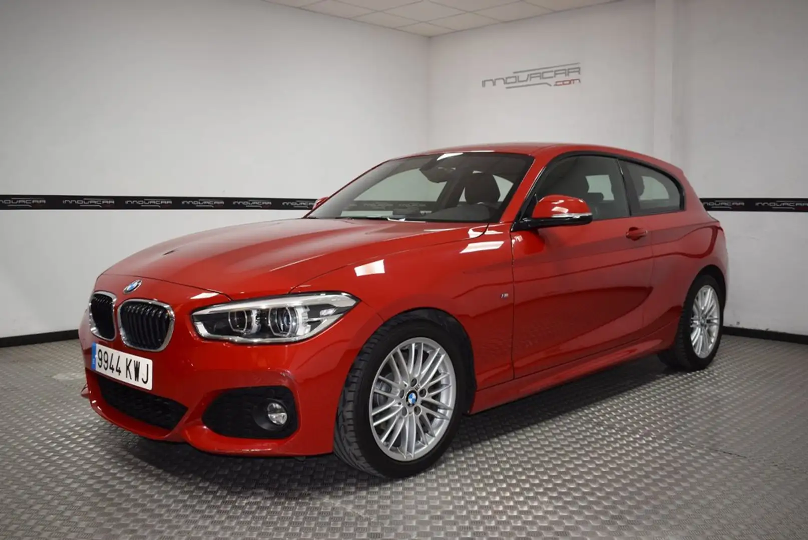 BMW 116 116d Rojo - 1