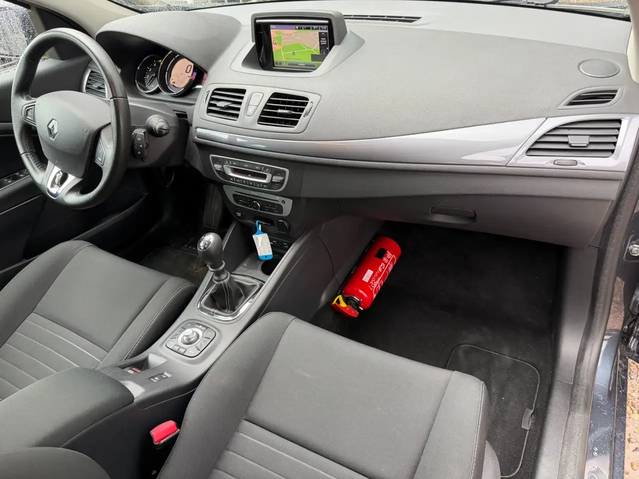 Renault Megane Berline — photo 6