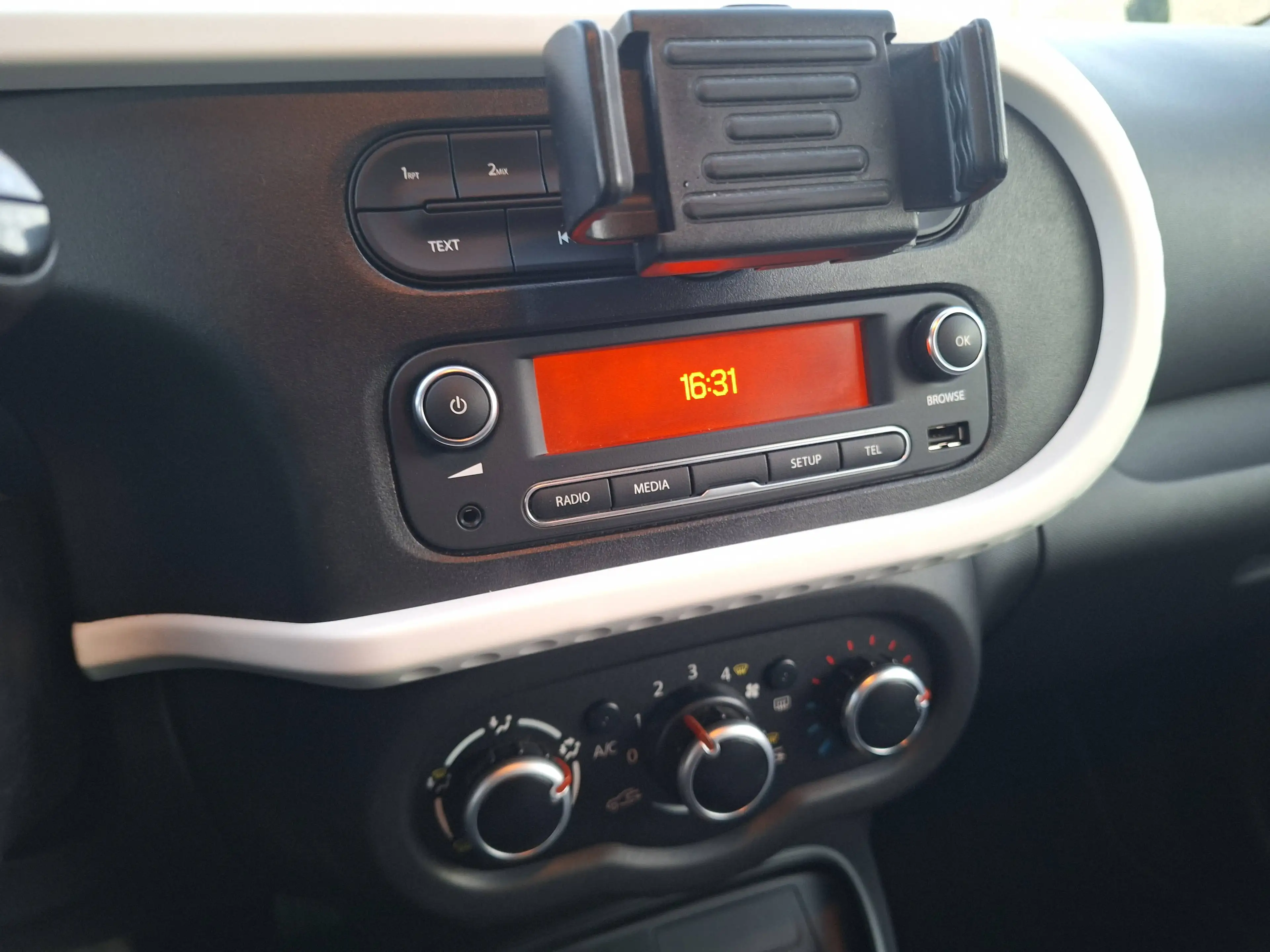 Renault Twingo Limited*Garantie*TÜV neu*Service neu*AWR`* — photo 13