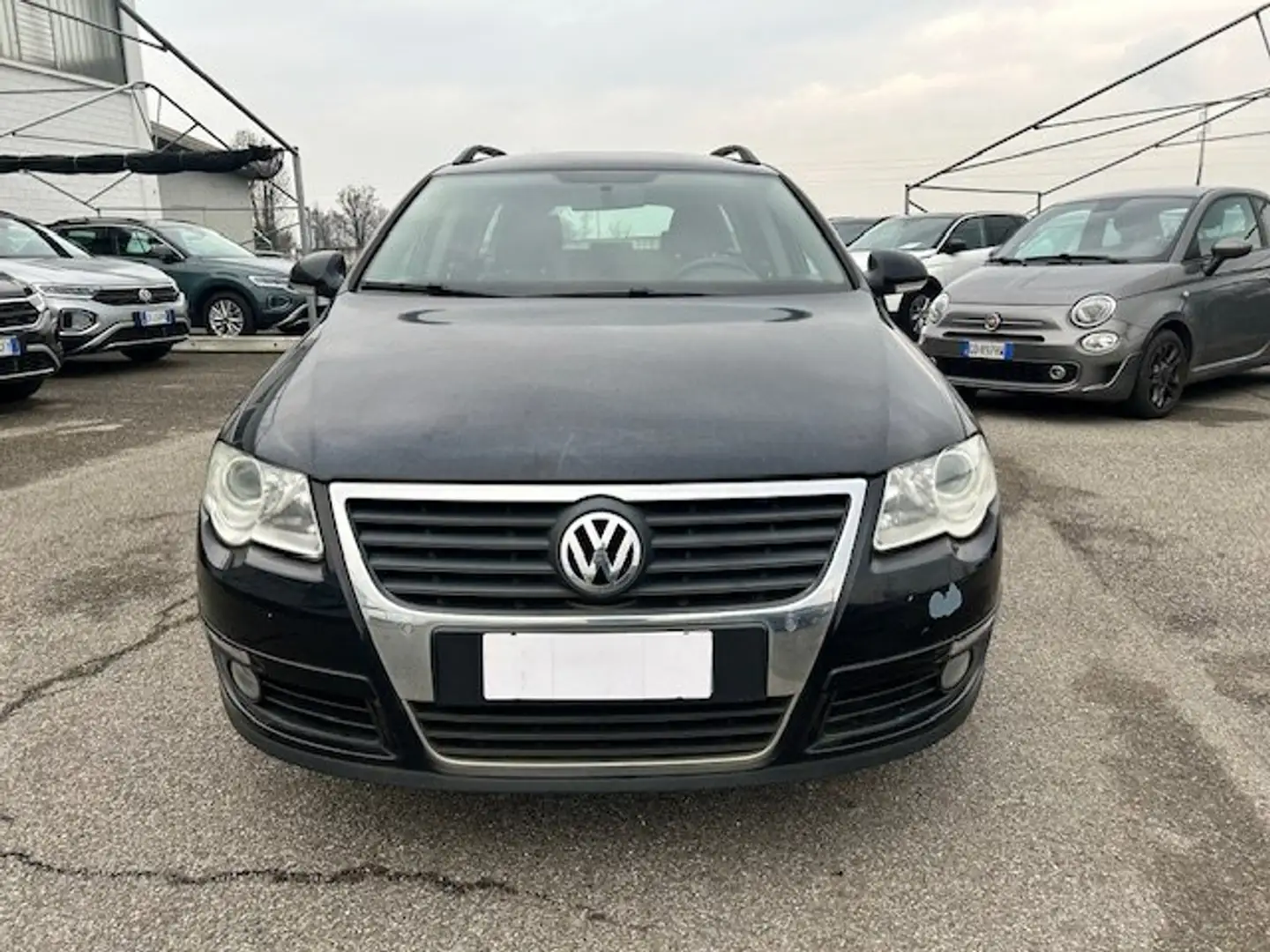 Volkswagen Passat Variant 1.6 tdi bmt Comfortline 105cv Nero - 2