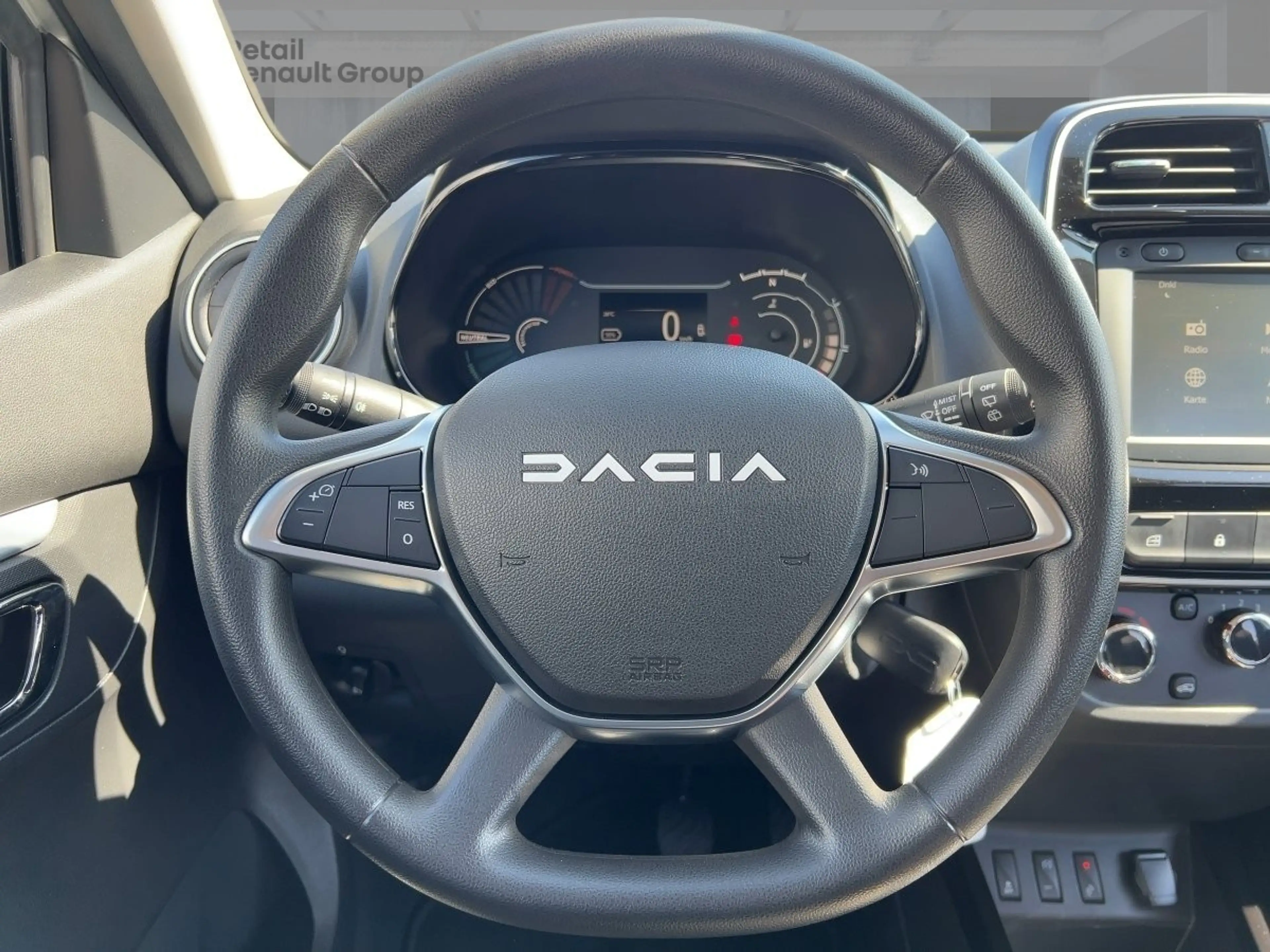Dacia Spring ELECTRIC ESSENTIAL 27kWh CCS NAVIGATION — photo 11