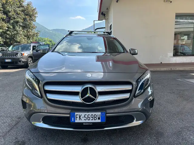 Mercedes-Benz GLA 200 GLA 200 d Sport auto