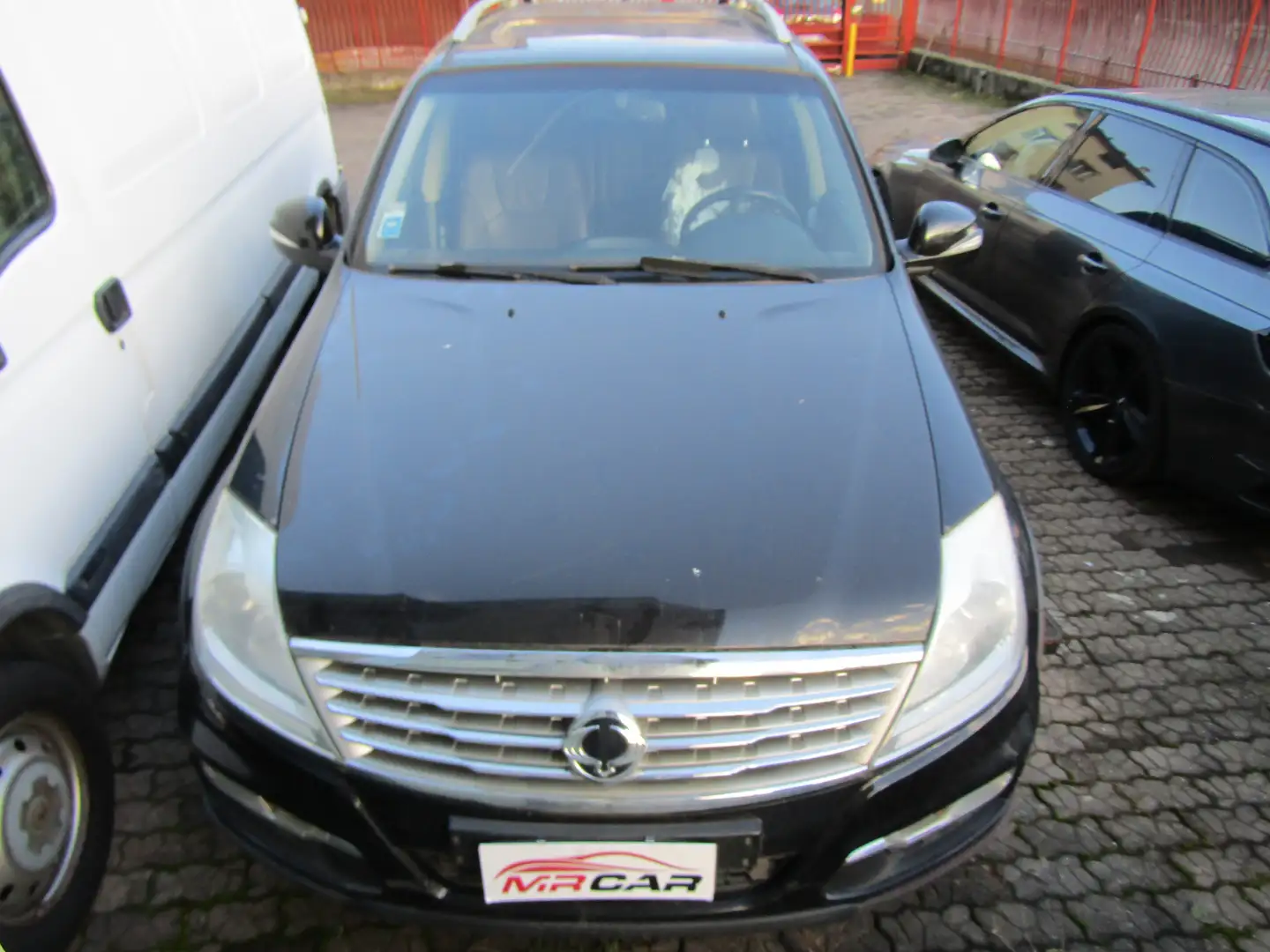 SsangYong Rexton 2.0 Xdi Top 4WD auto * 347.000 KM REALI * Negro - 2