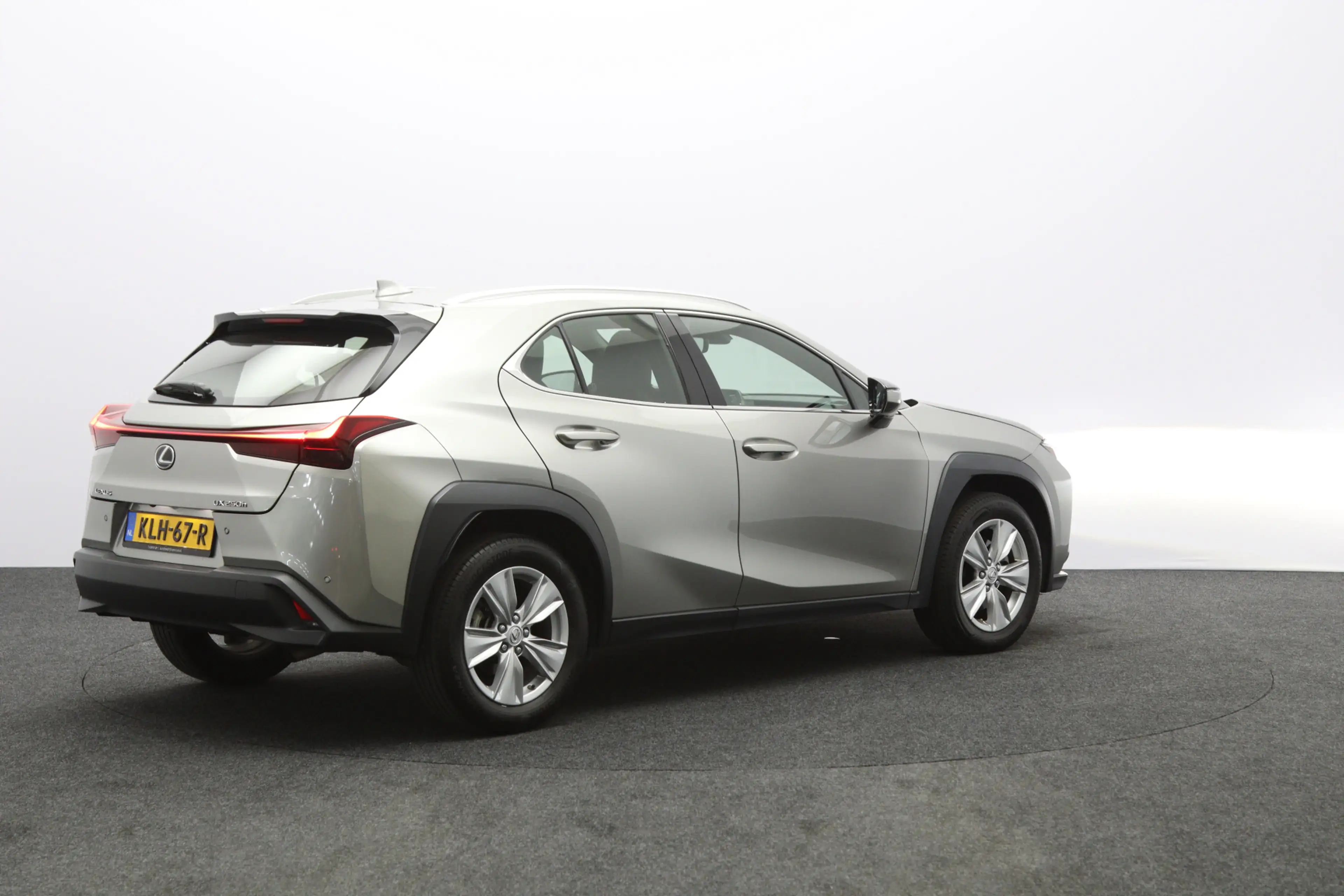 Lexus UX 250h 184 PK Comfort Line, Carplay, Adap. Cruise Control — photo 11