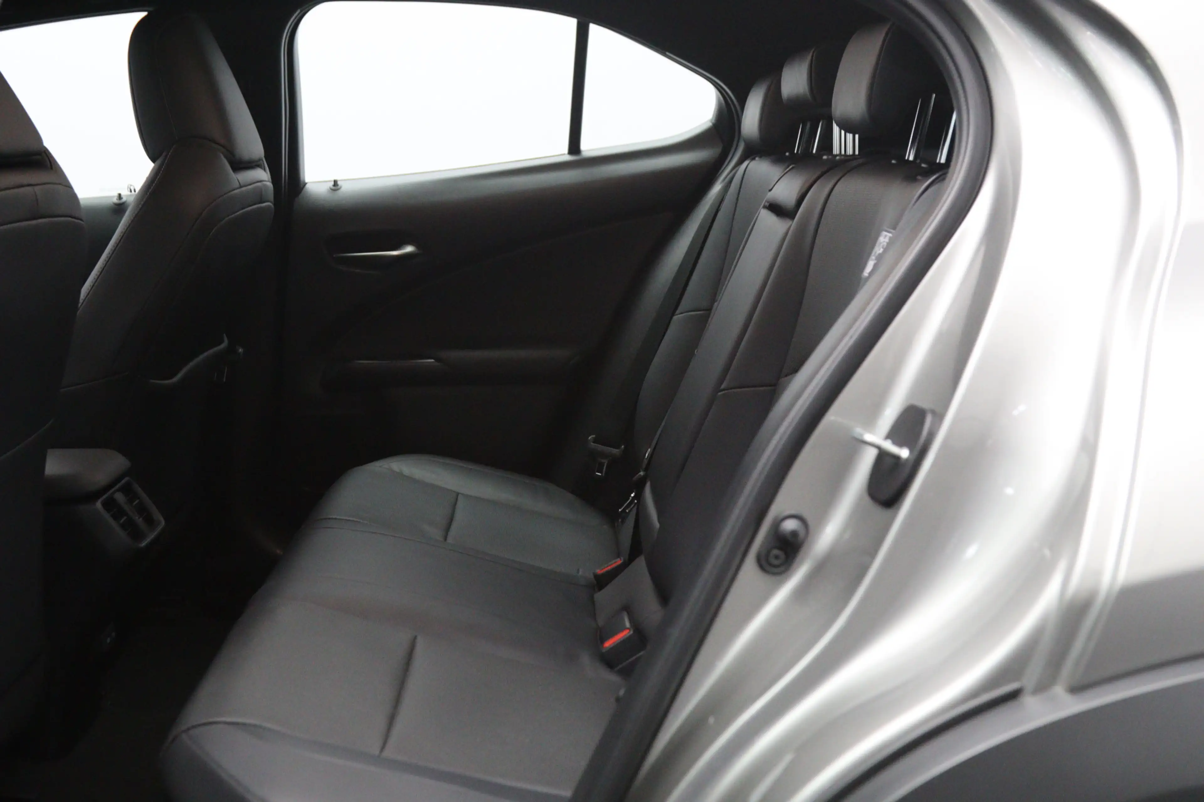 Lexus UX 250h 184 PK Comfort Line, Carplay, Adap. Cruise Control — photo 35