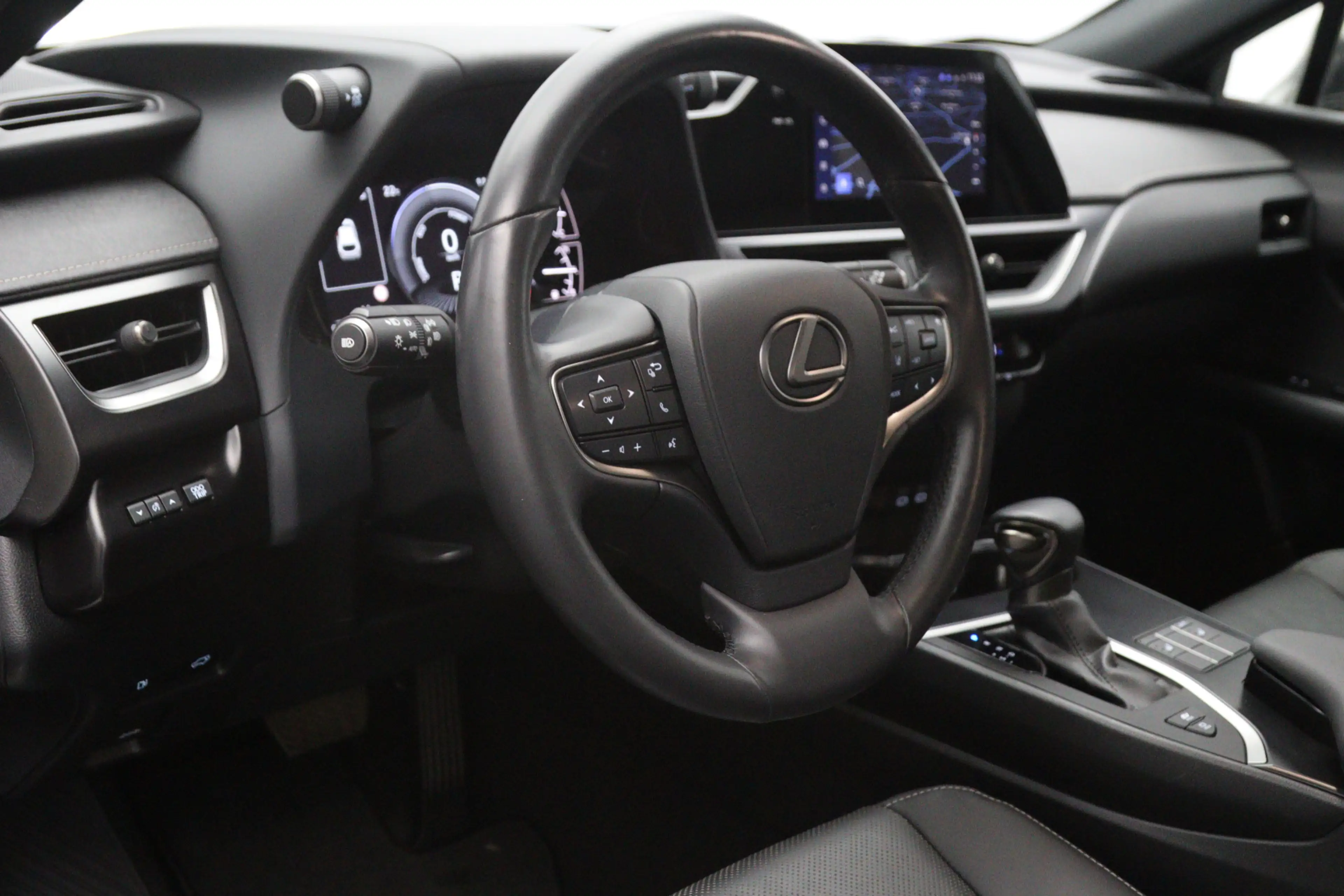 Lexus UX 250h 184 PK Comfort Line, Carplay, Adap. Cruise Control — photo 23