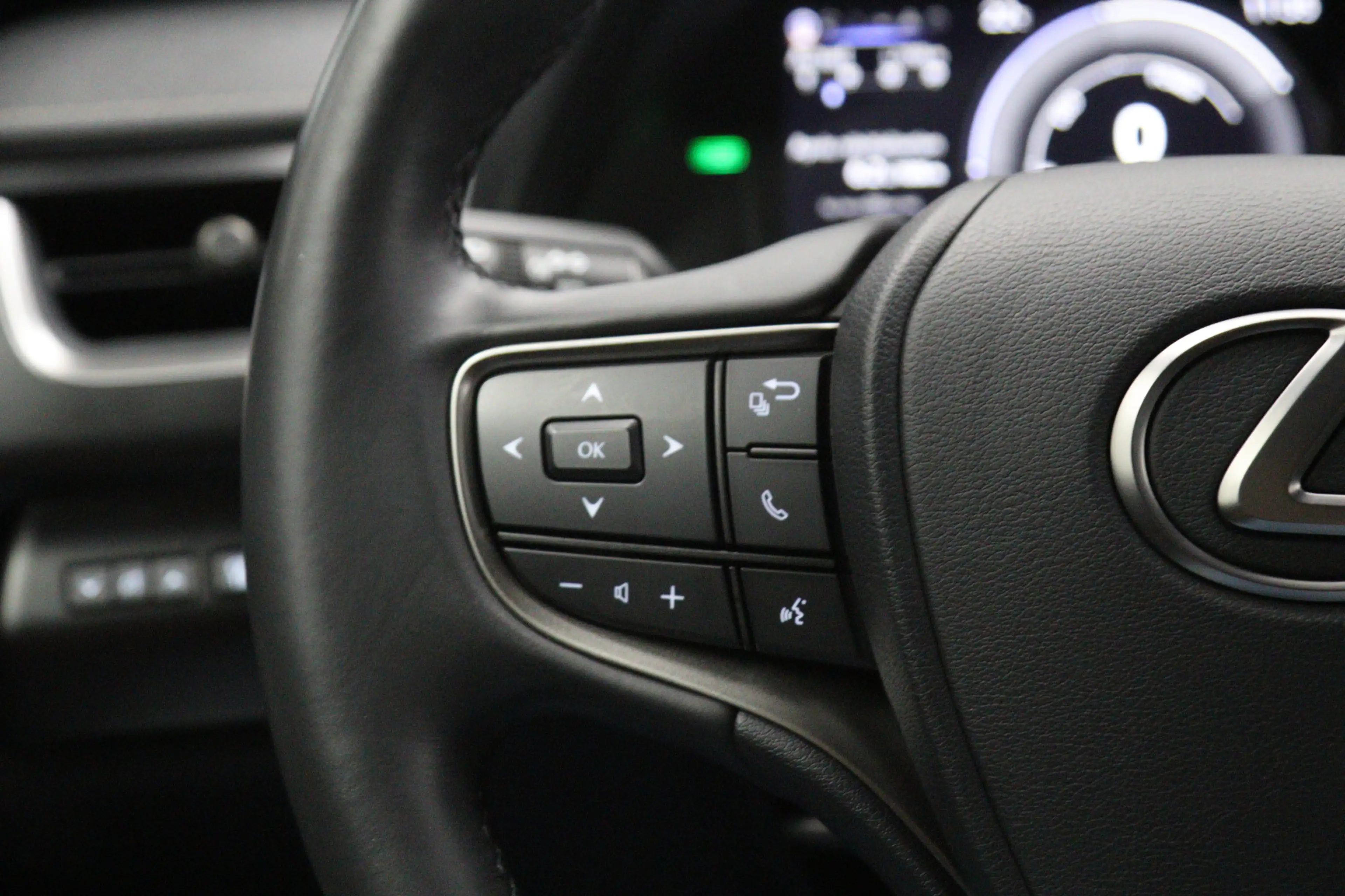 Lexus UX 250h 184 PK Comfort Line, Carplay, Adap. Cruise Control — photo 36