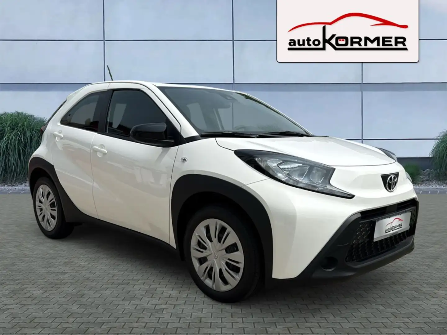 Toyota Aygo X 1.0 Business Edition Sitzhzg.,Kamera,ACC,Klima Bianco - 1