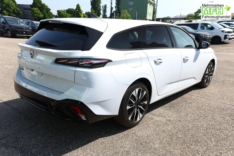 Peugeot 308 SW Allure MY26 SHZ Nav LHZ ACC Kam DigC PDC 96 ... — photo 2