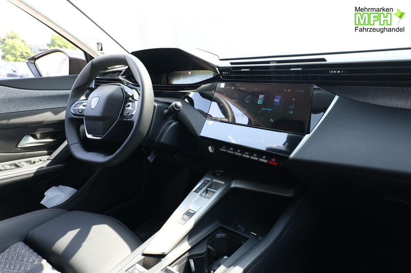 Peugeot 308 SW Allure MY26 SHZ Nav LHZ ACC Kam DigC PDC 96 ... — photo 8
