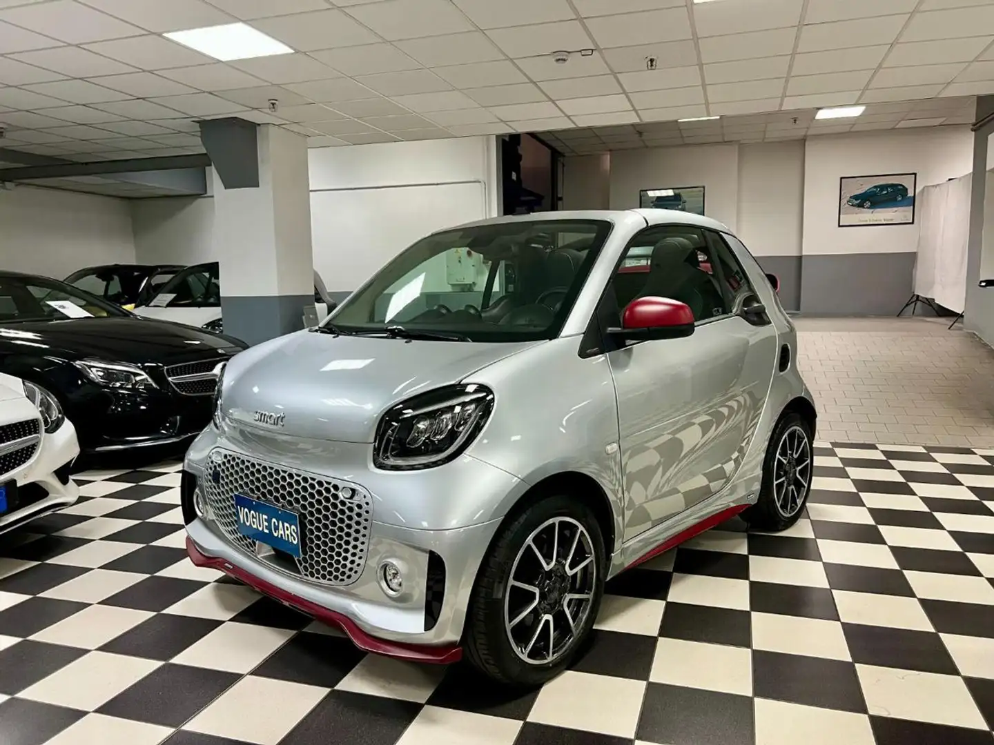 smart forTwo EQ cabrio Ushuaïa 22KW Gris - 1