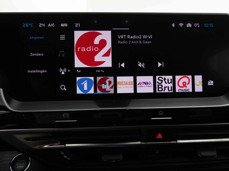 Citroen C5 X 1.2 T 130 AUT Shine | GPS | Camera — photo 11