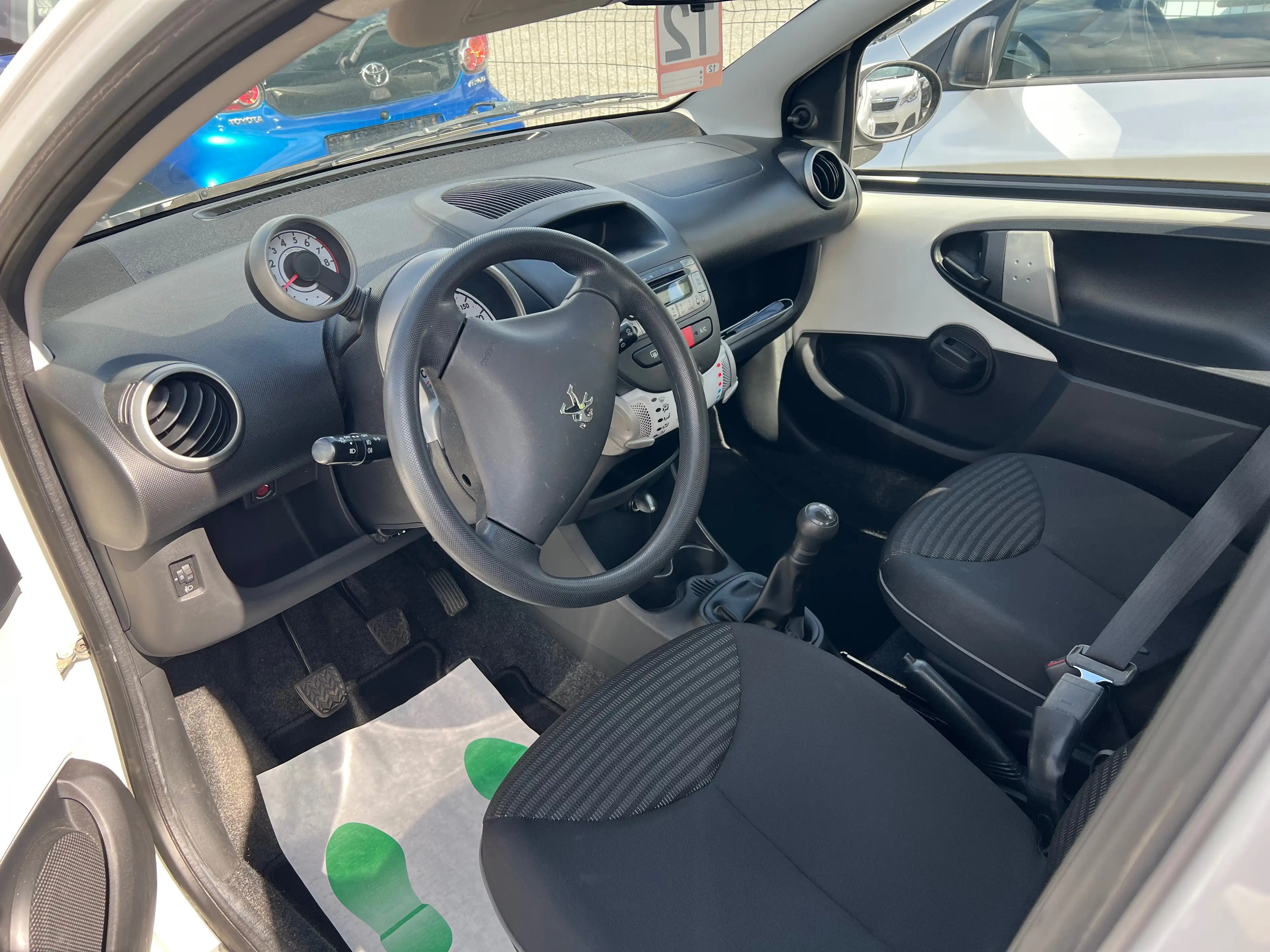 Peugeot 107 - moteur Toyota — photo 4