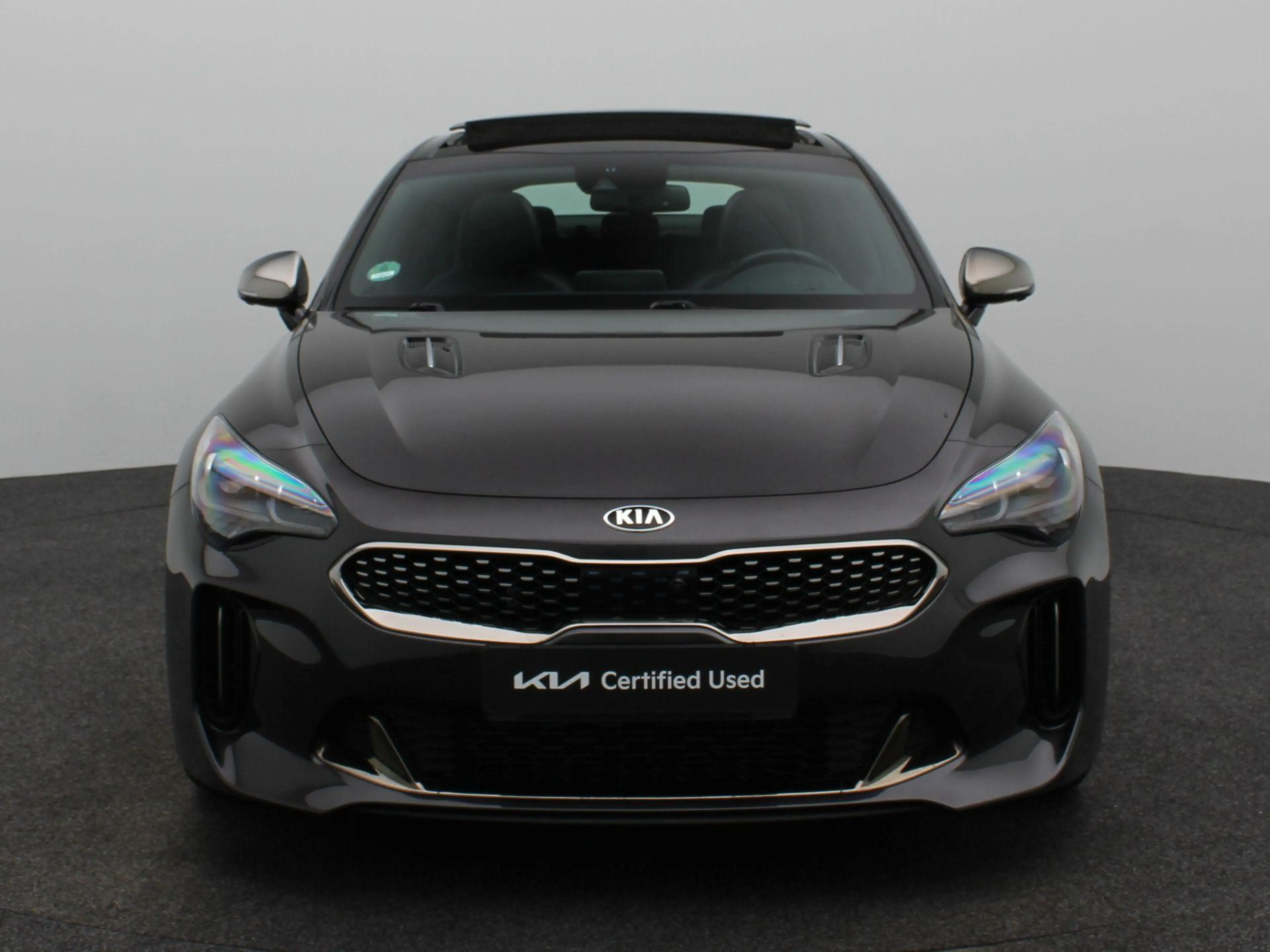 Kia Stinger 2.0 T-GDI GT-Line — photo 4