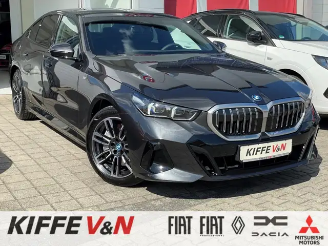 BMW 550 e xD MSPORT DAP PA+ AUTOB-ASSIST H/K ICONIC