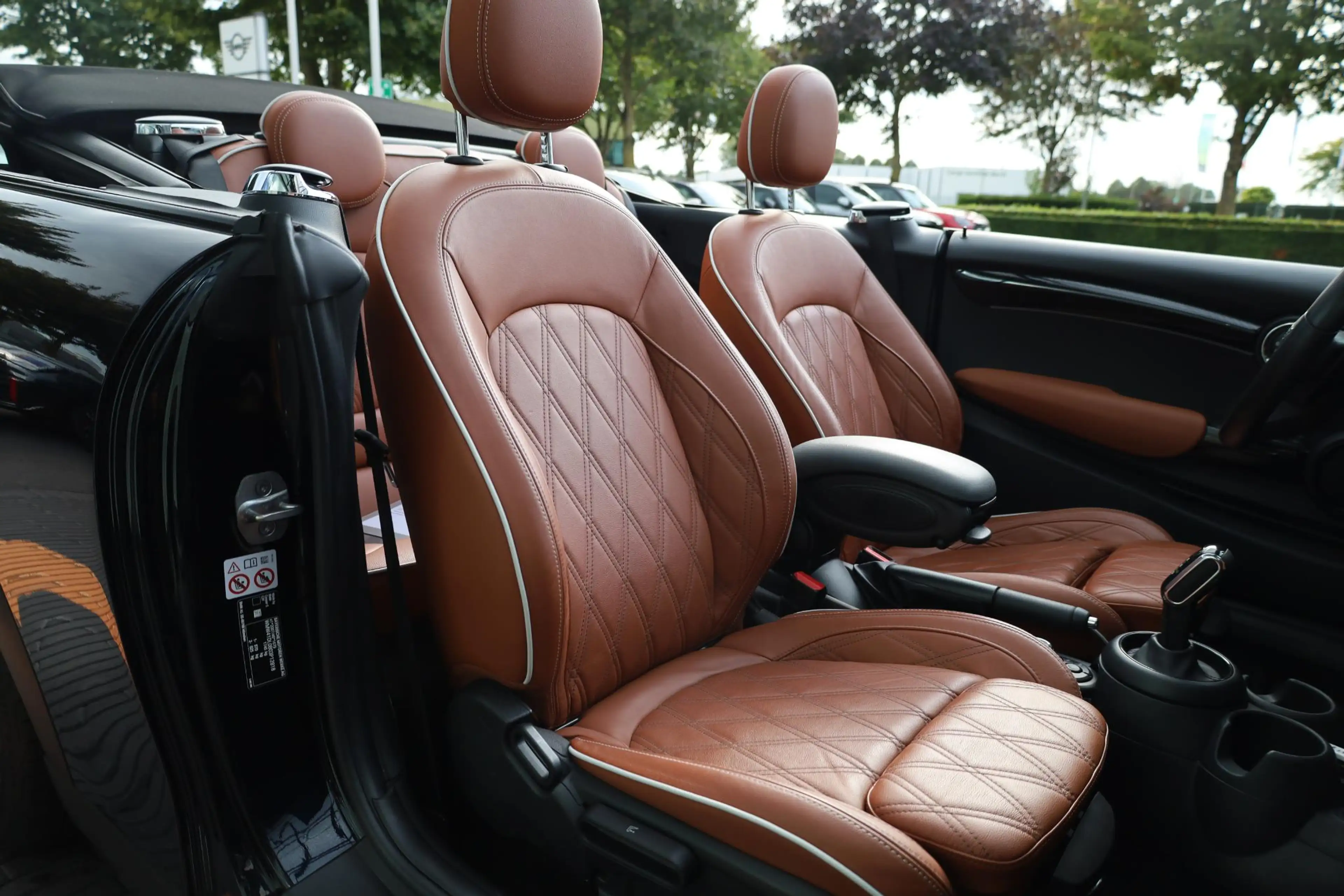 MINI Cooper S Cabrio | Leder | Comforttoegang | Park Distance Control ( — photo 8
