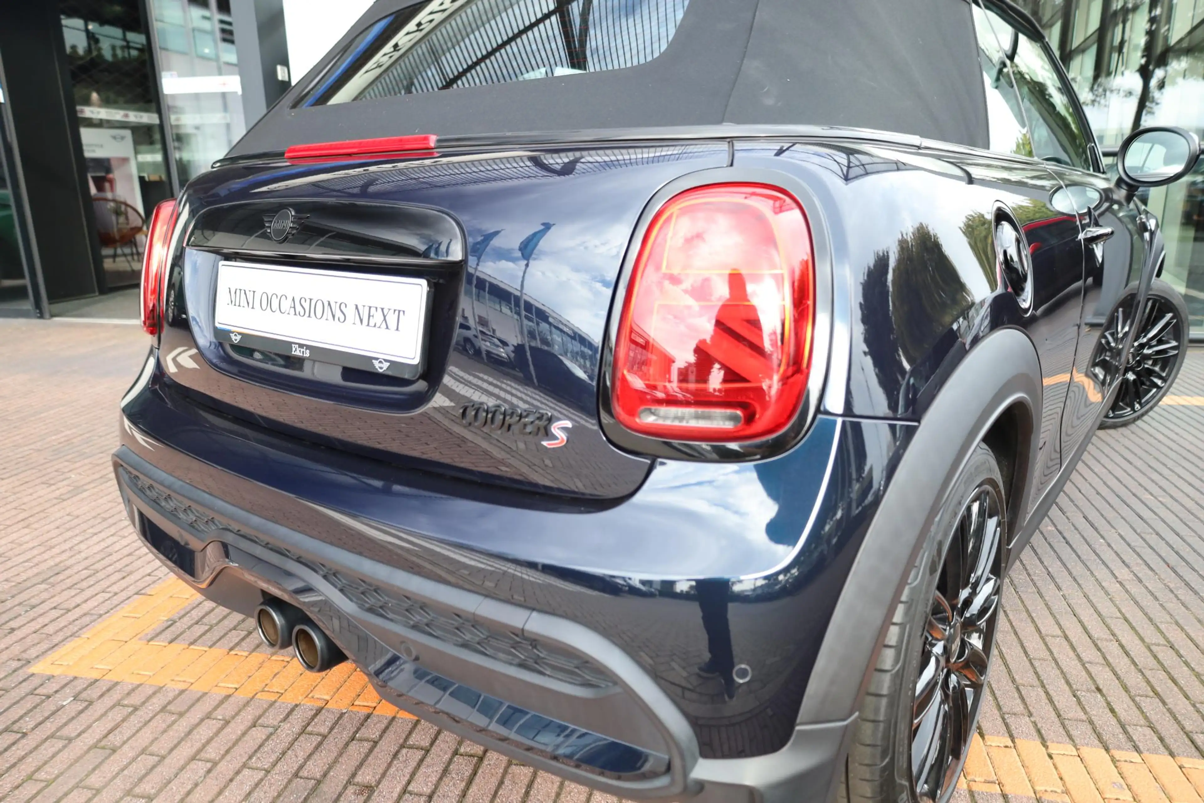 MINI Cooper S Cabrio | Leder | Comforttoegang | Park Distance Control ( — photo 10