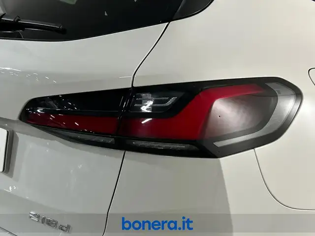 BMW 2 Series view 11