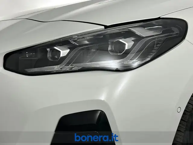 BMW 2 Series view 10