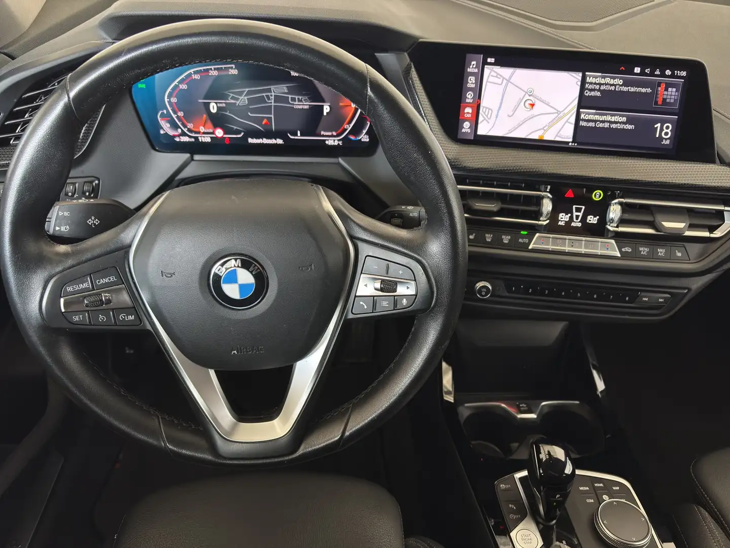 BMW 118 i DKG Sport Line LED/NAVI/TEMPO/PRIVACY/DAB  LED/N Grau - 2