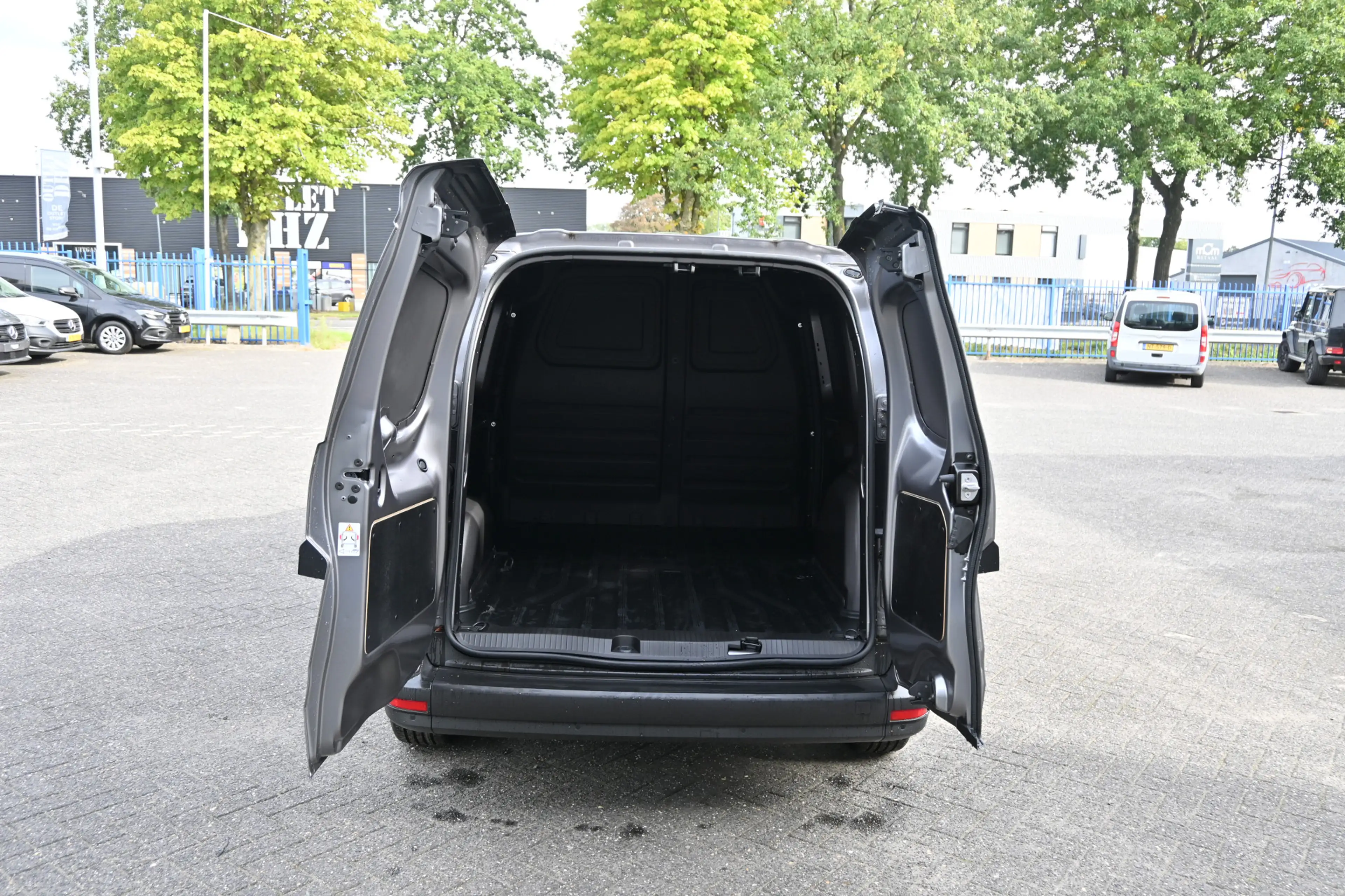 Mercedes-Benz Citan eCitan 112 L1 51 kWh AC 22kW/DC 75kW, Climate cont — photo 6