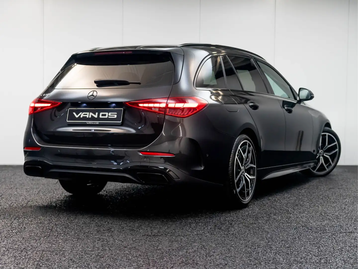 Mercedes-Benz C 180 Estate C AMG Line | Carplay | Achteruitrij camera Grau - 2