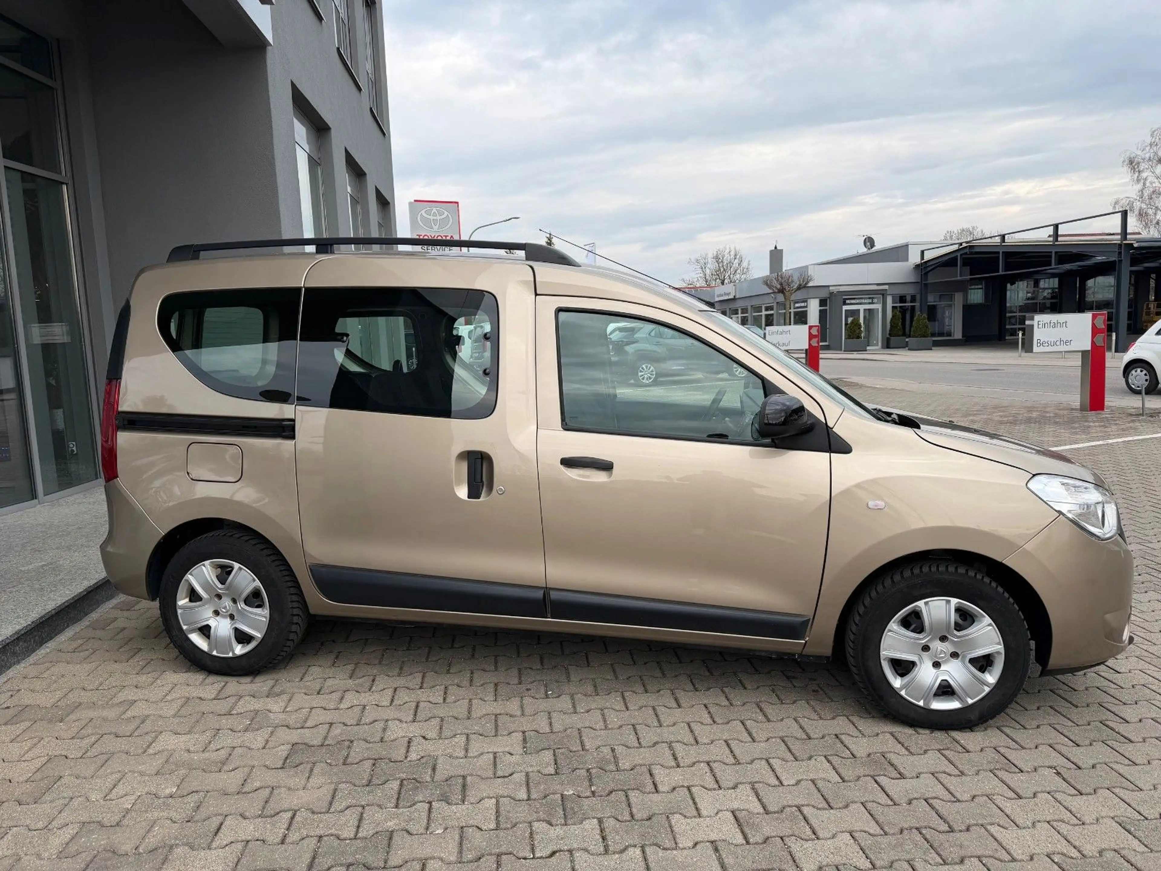 Dacia Dokker 1.3l Turbo Comfort*AHK,SHZ,Klima — photo 4