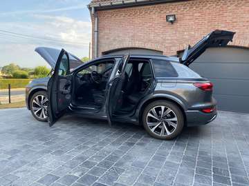AUDI SQ6 full option 11000km