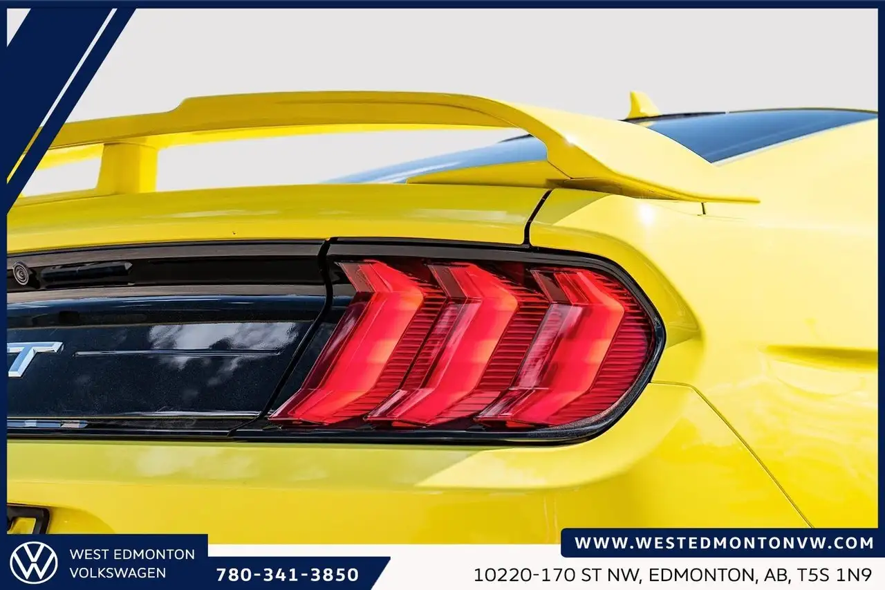 Ford Mustang снимка Ford Mustang