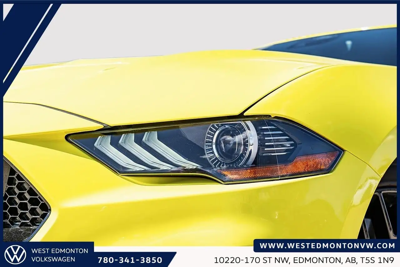 Ford Mustang снимка Ford Mustang