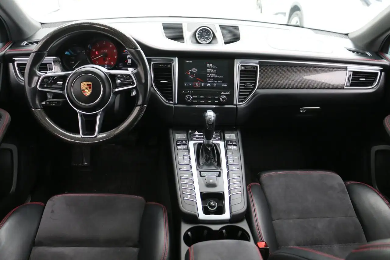 Porsche Macan снимка Porsche Macan