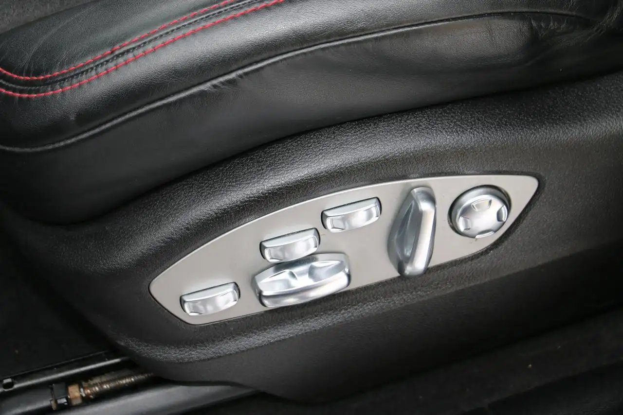 Porsche Macan снимка Porsche Macan