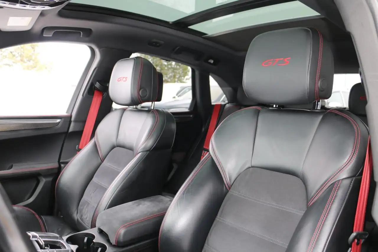Porsche Macan снимка Porsche Macan