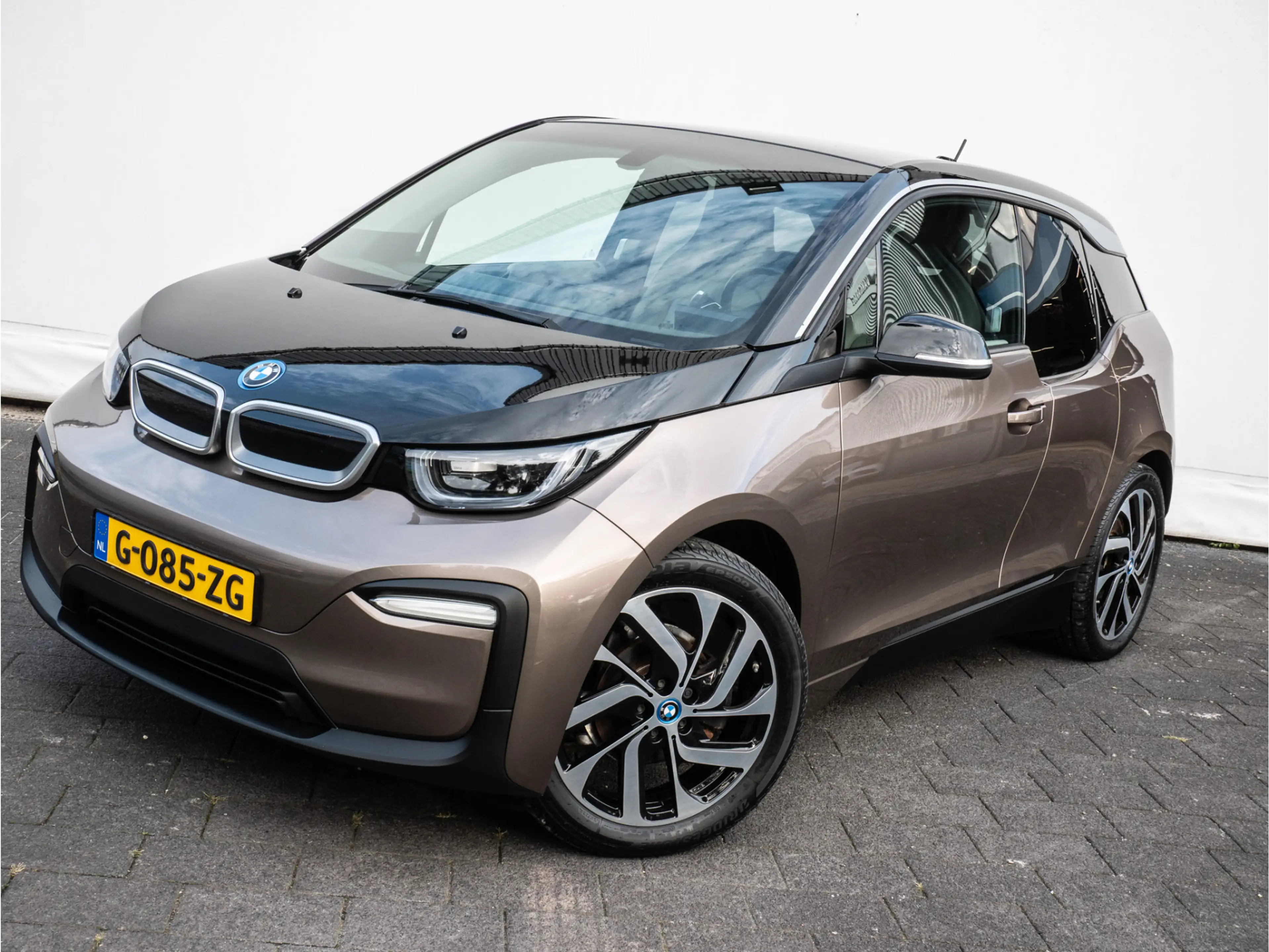 BMW i3 Basis 120Ah 42 kWh SOH 96% Leer/ Stoelverwarming/ — photo 2