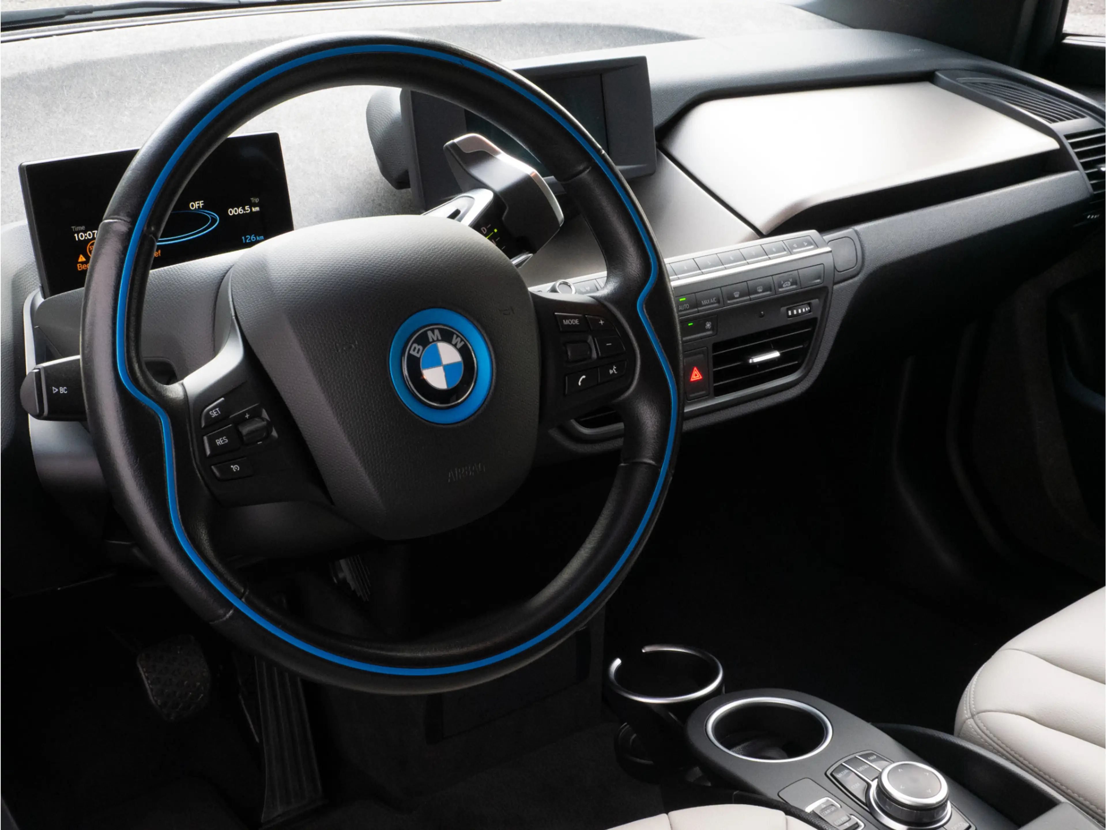 BMW i3 Basis 120Ah 42 kWh SOH 96% Leer/ Stoelverwarming/ — photo 12