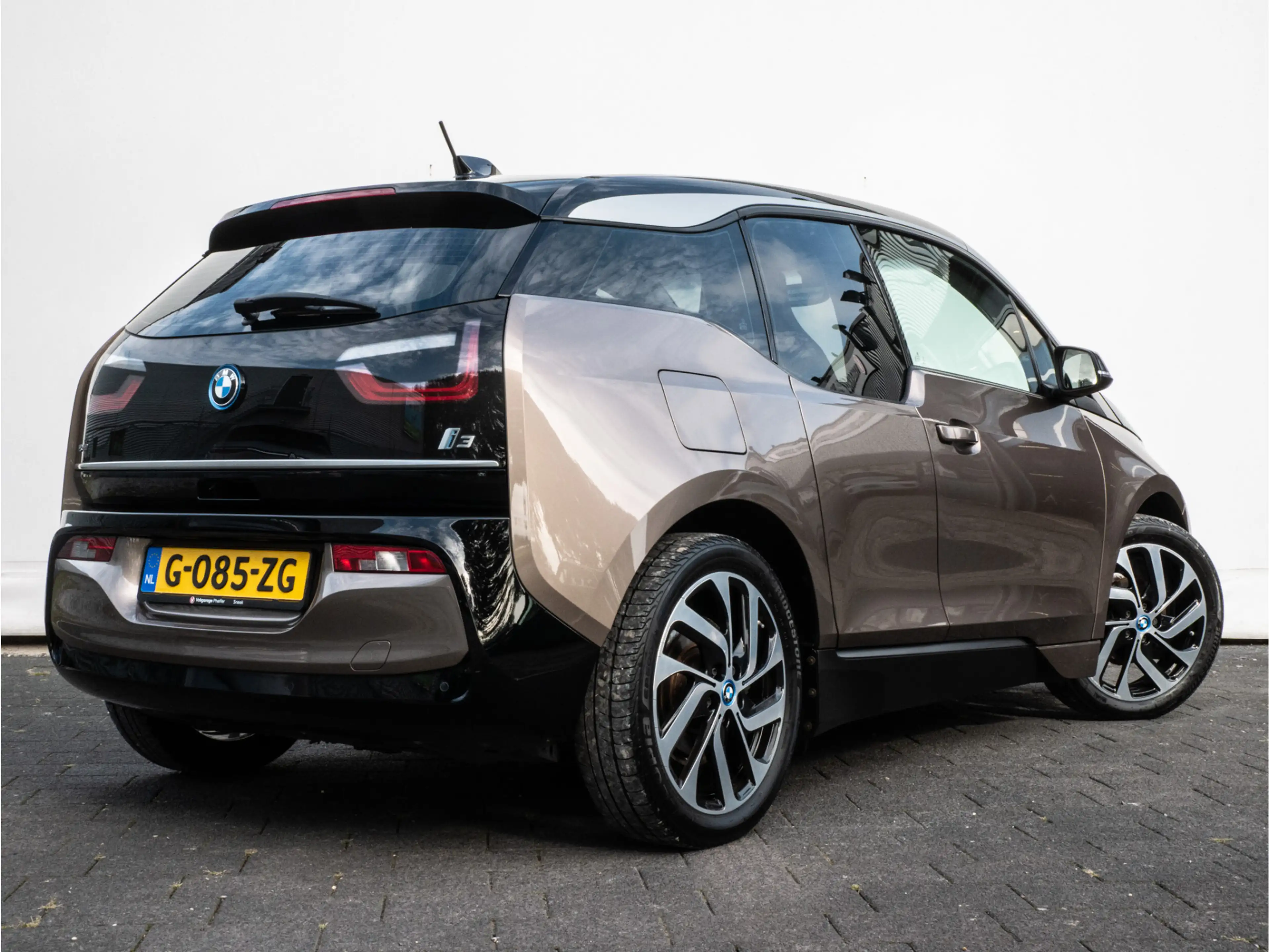 BMW i3 Basis 120Ah 42 kWh SOH 96% Leer/ Stoelverwarming/ — photo 11