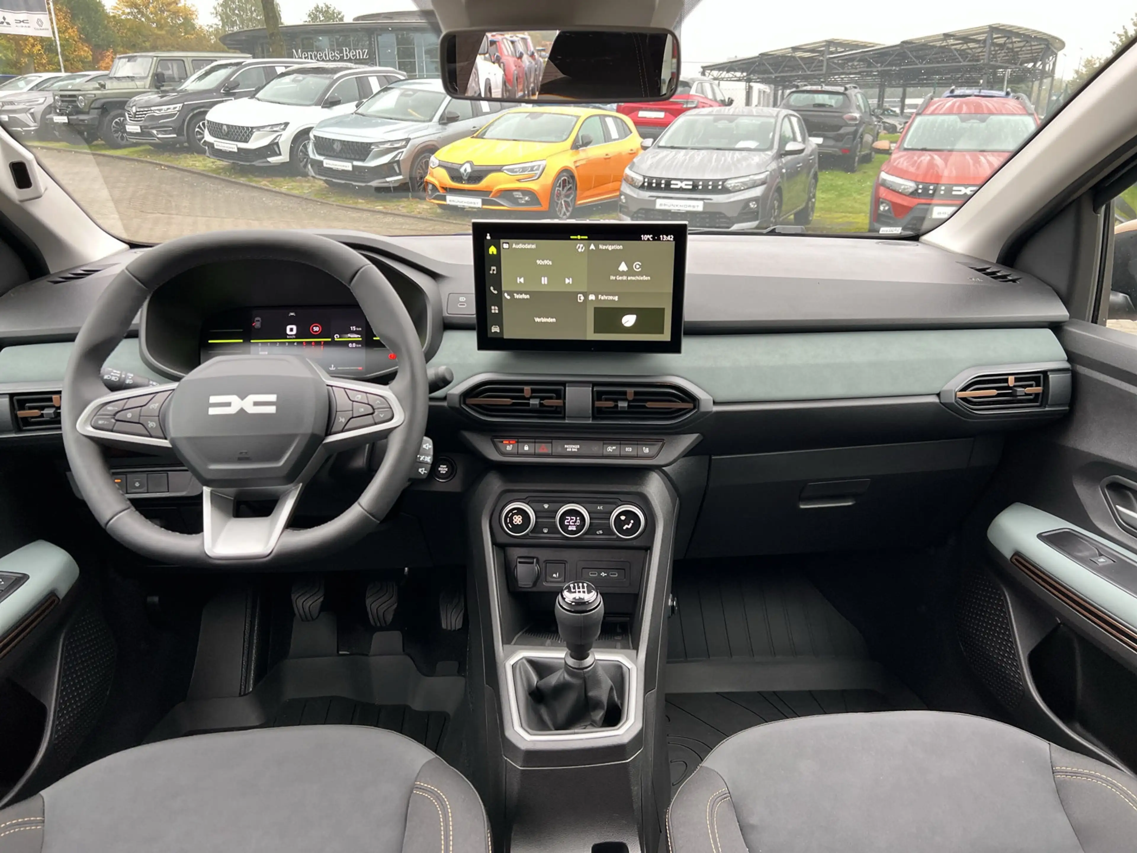 Dacia Jogger TCe 110 Extreme 7-S SHZ+LKHZ+RFK — photo 6