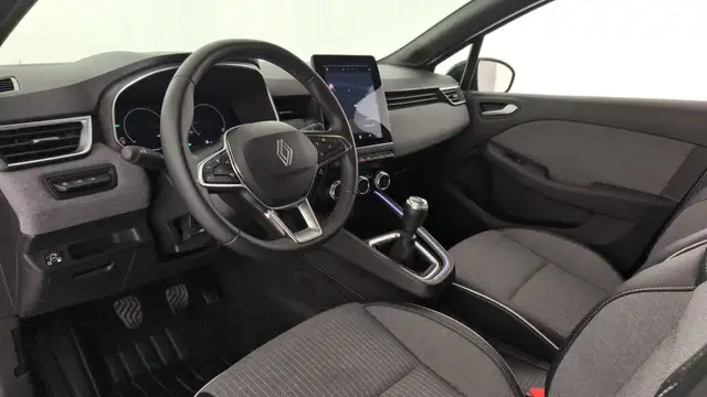 Renault Clio view 11