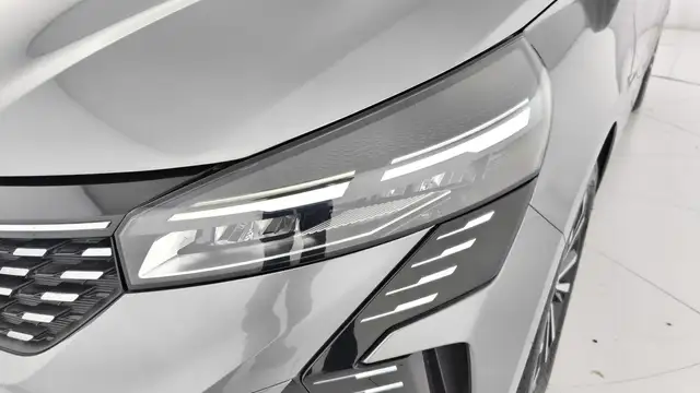 Renault Clio view 7