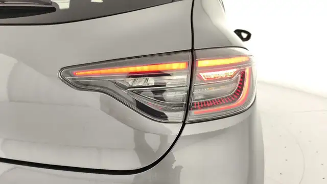 Renault Clio view 8