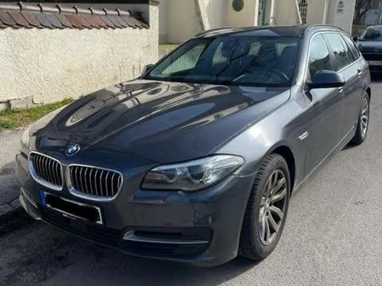 BMW 518