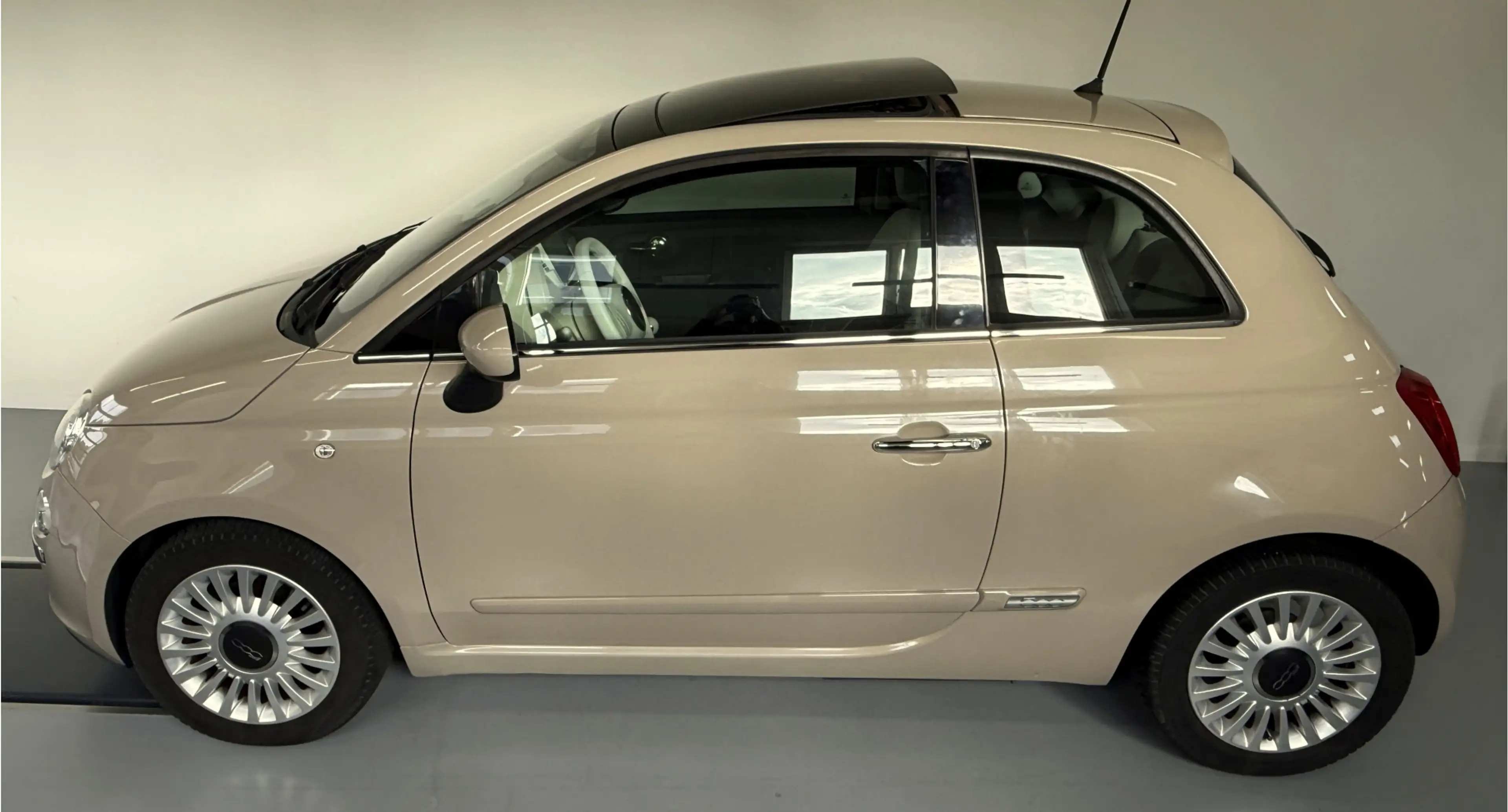 Fiat 500 0.9 TwinAir Cappuccino-Skydome Electrisch panorama — photo 4