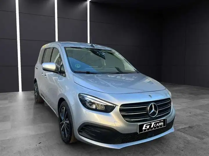 Mercedes-Benz Clase C 2023, foto 3